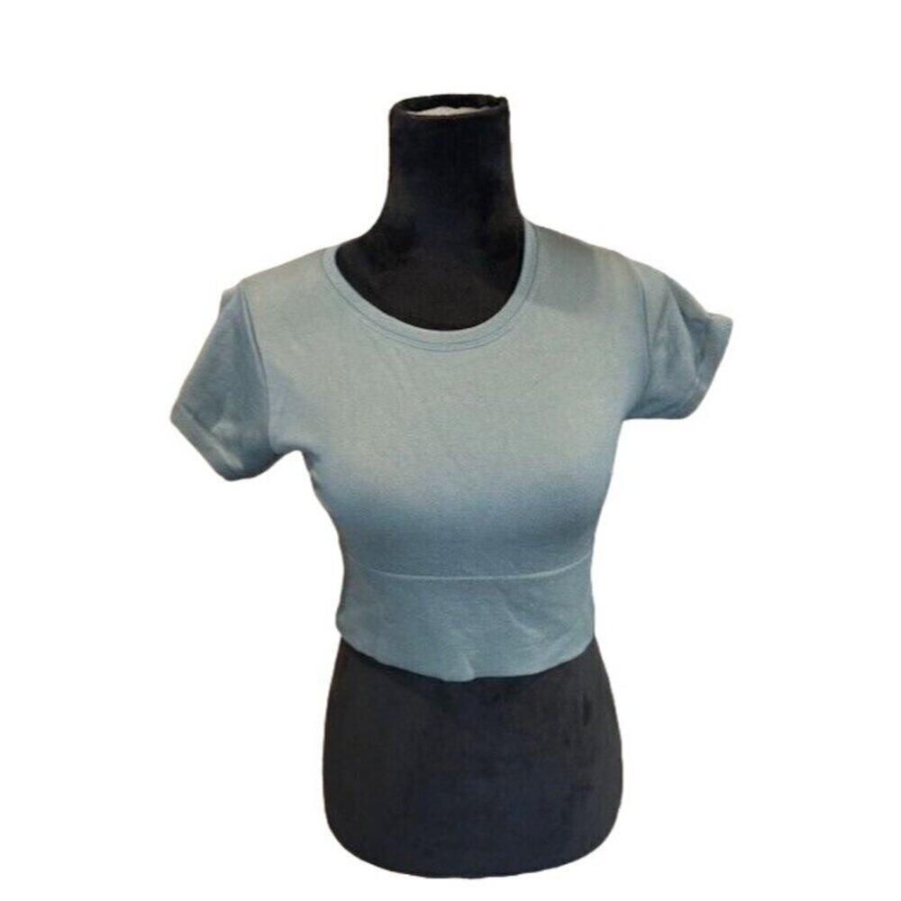 Offline Women's Blue Crop Athletic Top Size Small